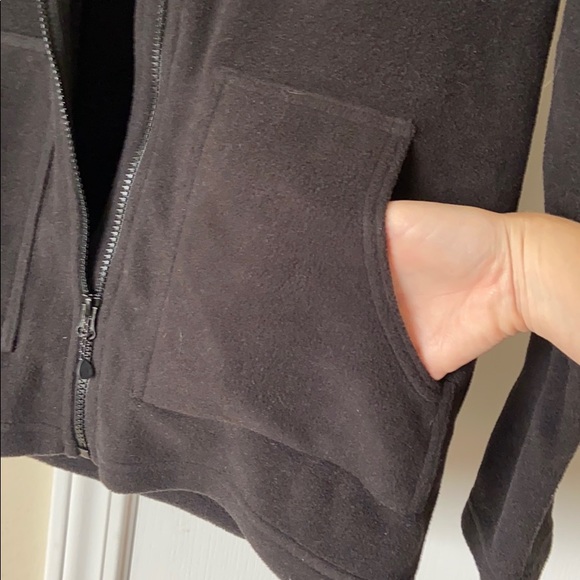 V.V zip up jacket - Picture 5 of 8